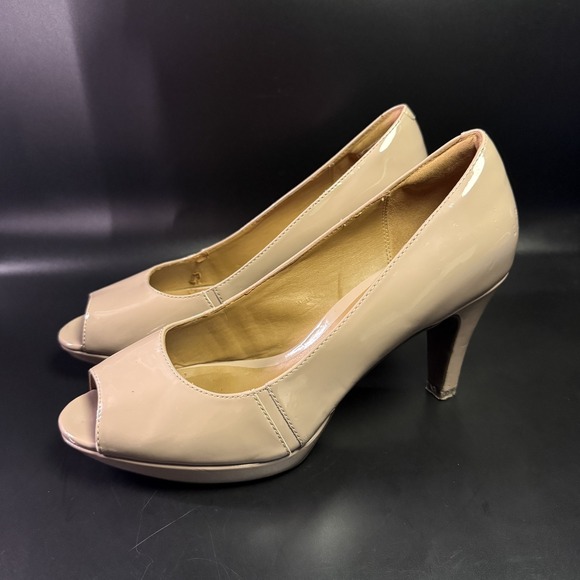 Clarks Shoes Womens Size 10 Nude Patent Leather Peep Toe High Heel Pumps Comfort - Picture 1 of 6
